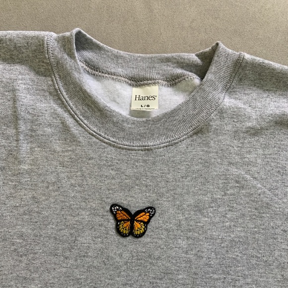 c u s t o m ✨ cozy butterfly crewneck🦋 - Picture 10 of 12